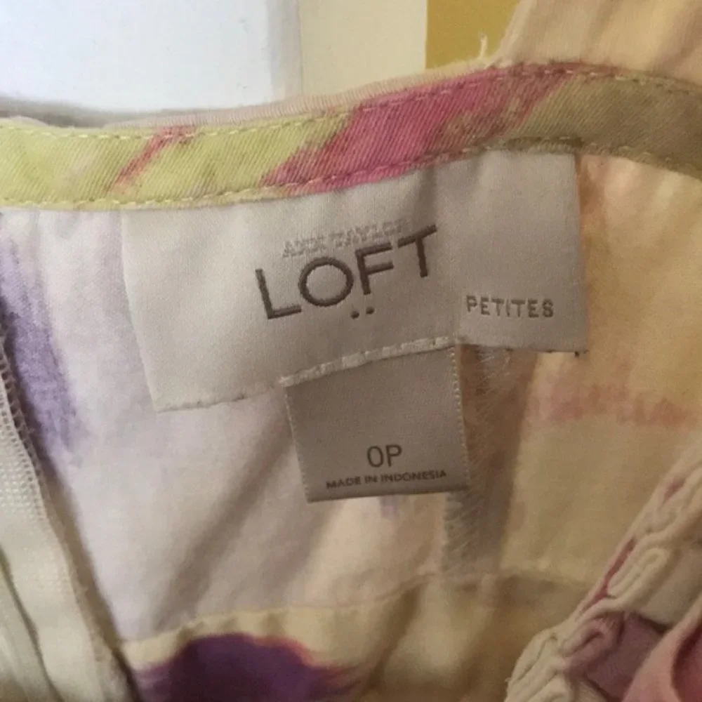 LOFT: Multi-Color Spring Dress (0P) - Picture 2 of 3